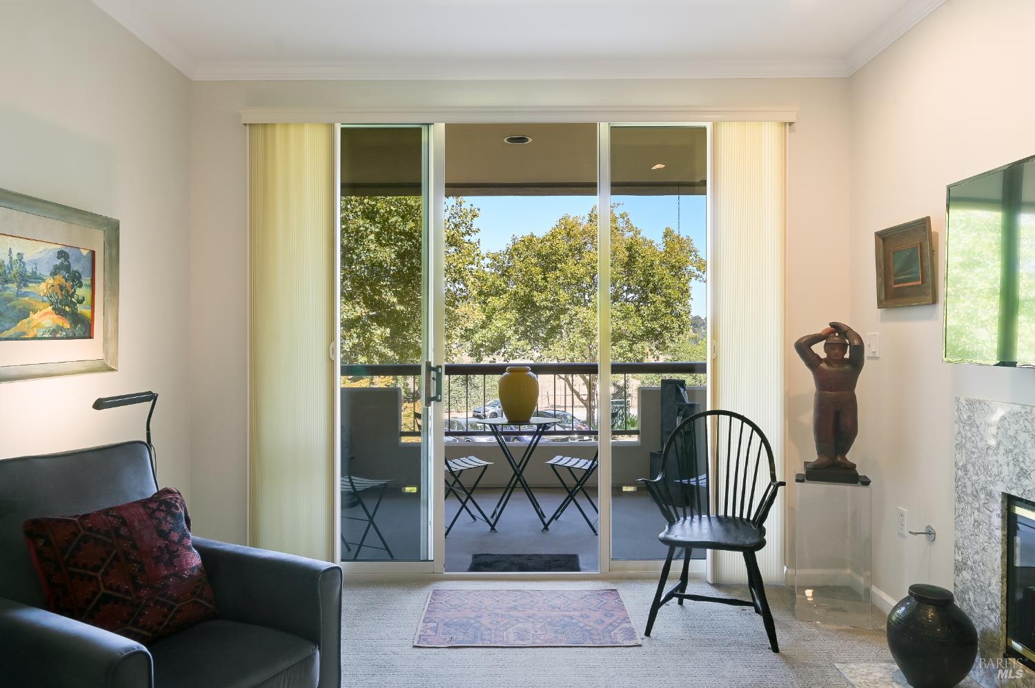 300 Deer Valley Road, Unit 2P San Rafael, CA 94903 - Photo 8 of 18 Gallery Image 8