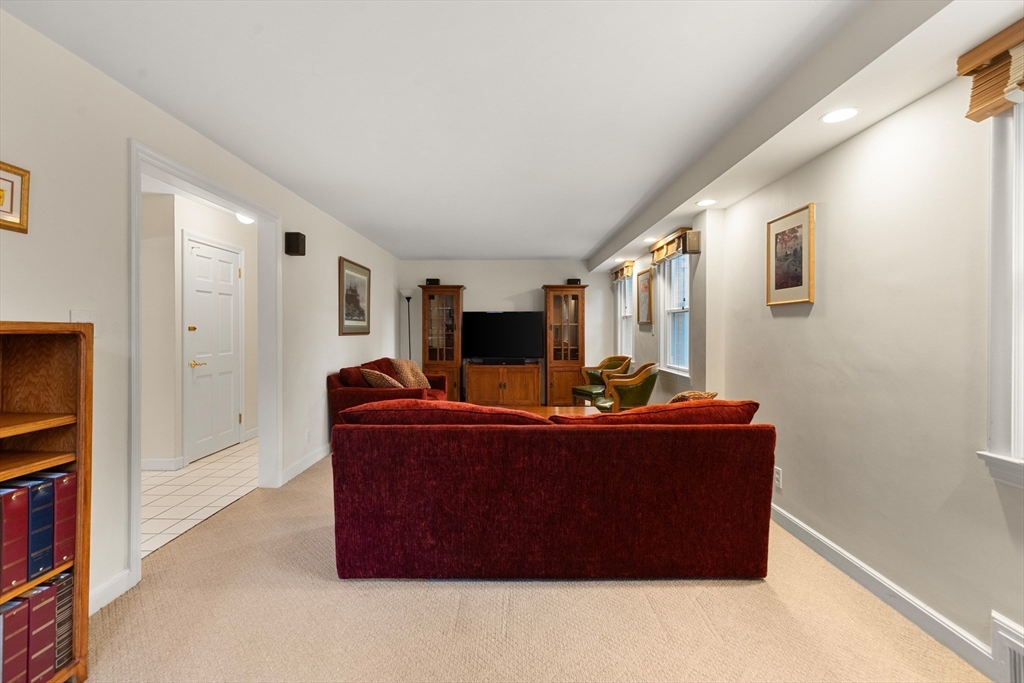1 Dawes Road Lexington, MA 02421 - Photo 16 of 38