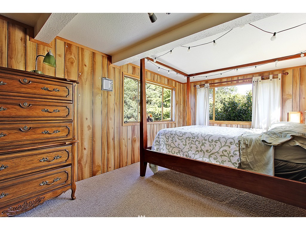 3908 Southwest Rose Street Seattle, WA 98136 - Photo 12 of 15 Gallery Image 12