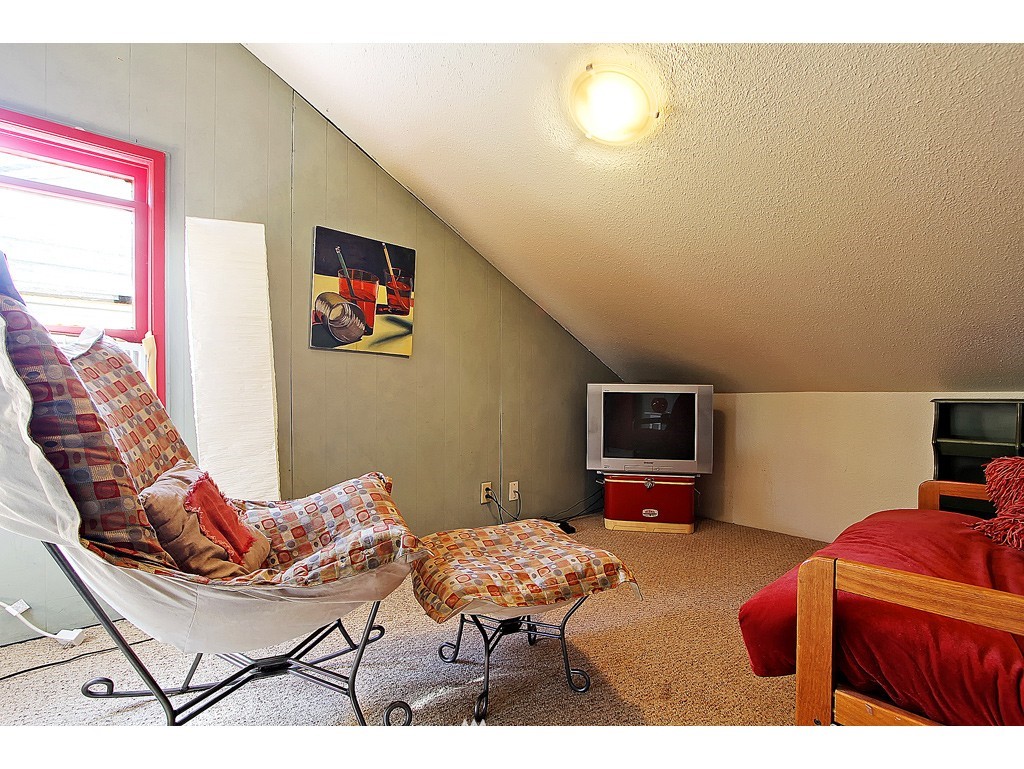 3908 Southwest Rose Street Seattle, WA 98136 - Photo 13 of 15 Gallery Image 13