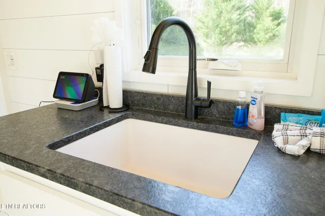 $775,000 | 827 Mill Creek Road, Pigeon Forge, TN 37863