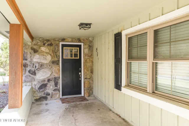 $775,000 | 827 Mill Creek Road, Pigeon Forge, TN 37863