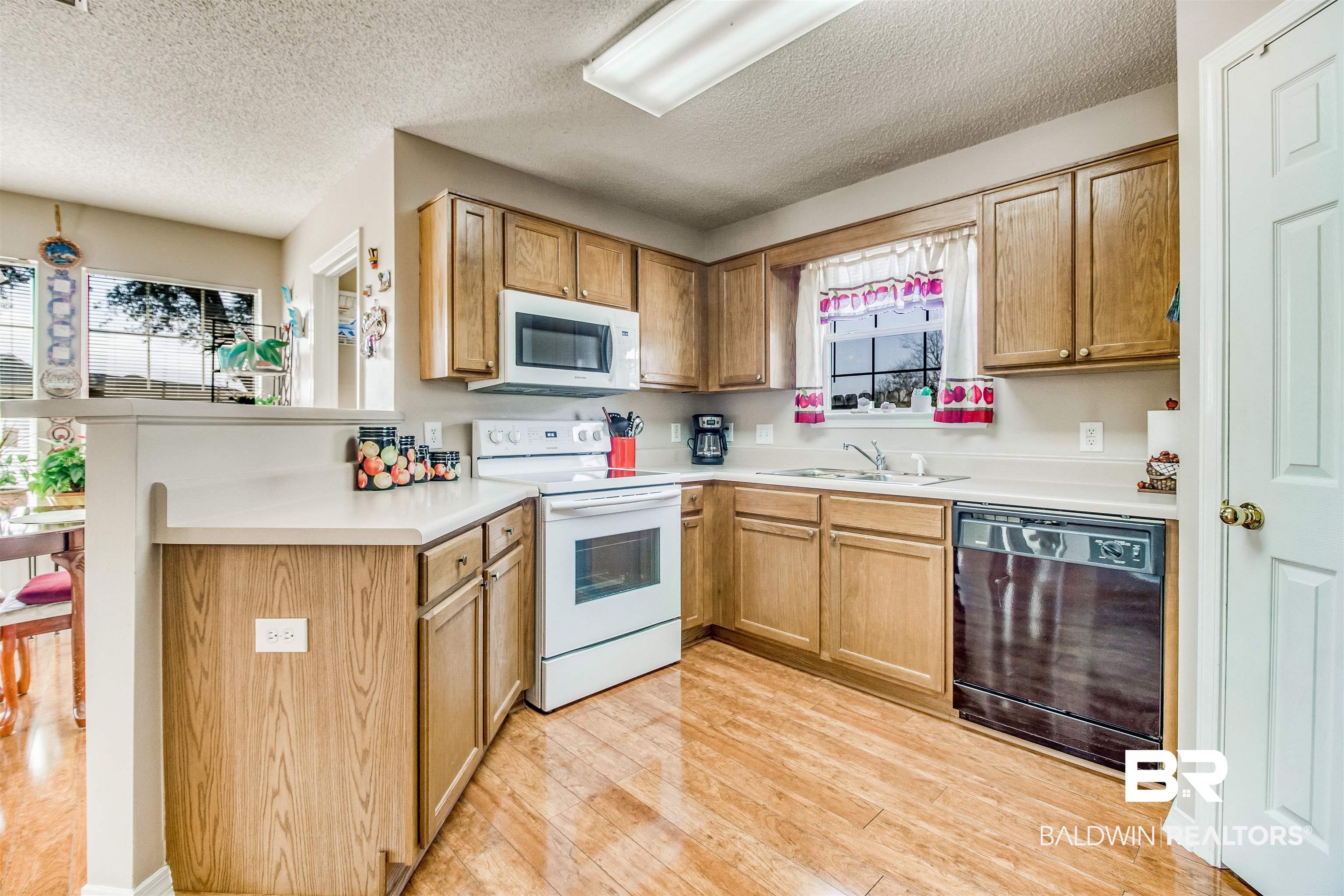 8729 Three Dean Way Mobile, AL 36695 - Photo 7 of 36