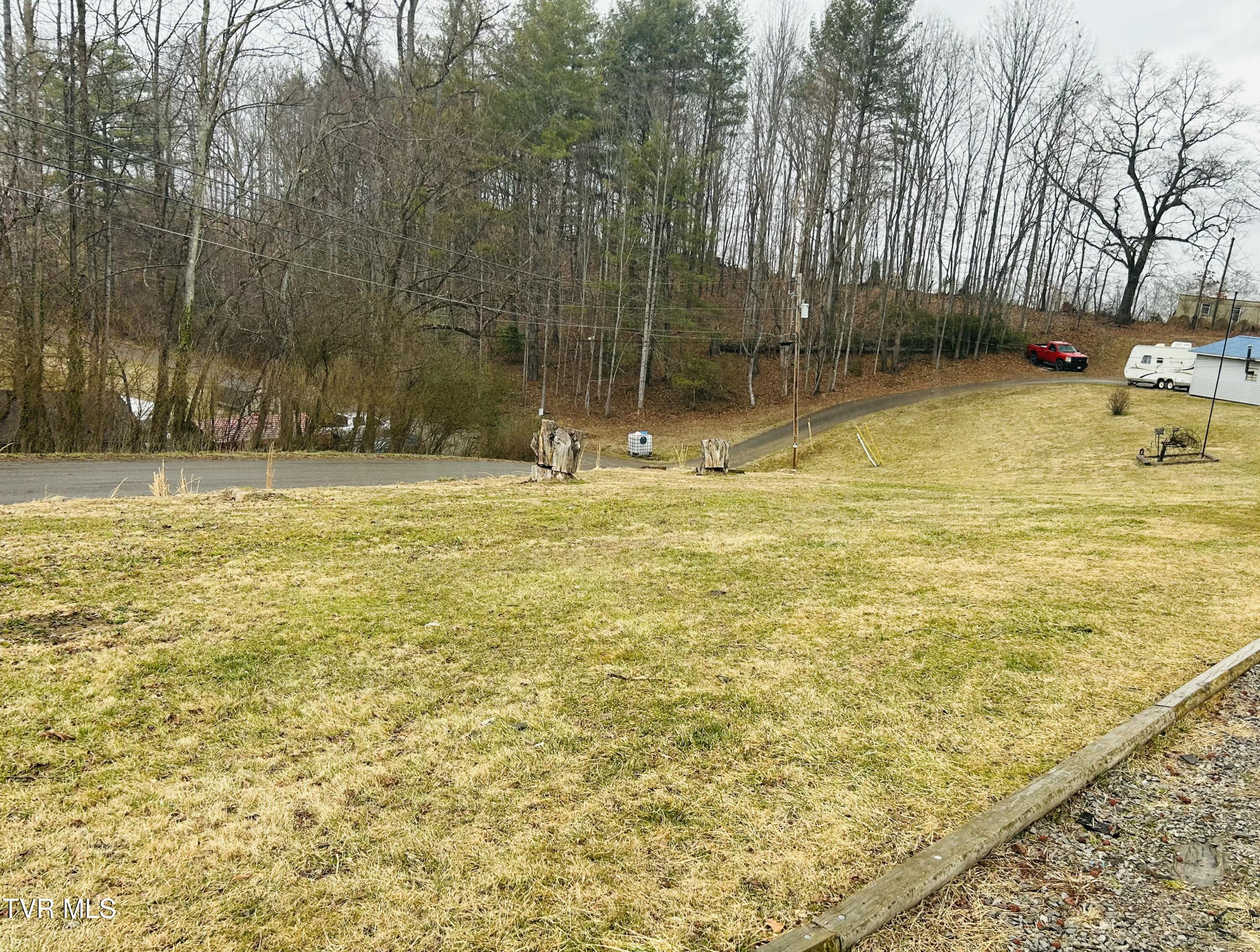 864 Big Smith Ridge Road Clintwood, VA 24228 - Photo 5 of 28 1000019325