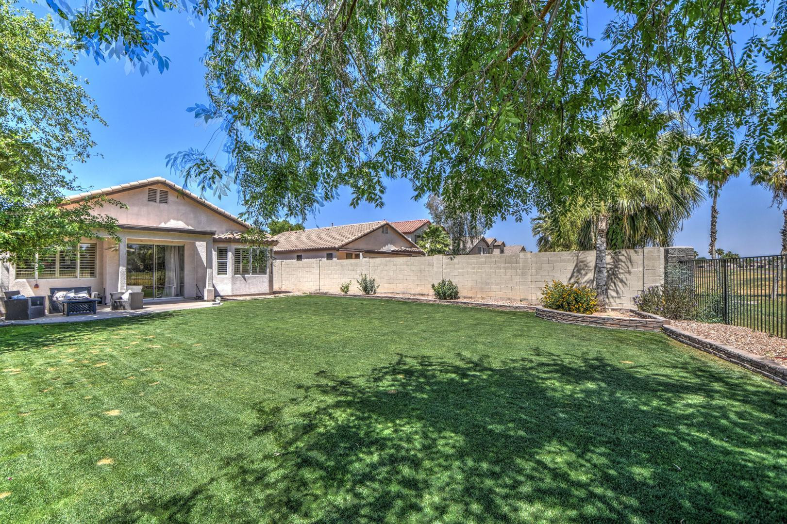 2567 East Brooks Street Gilbert, AZ 85296 - Photo 2 of 28 Photo #26