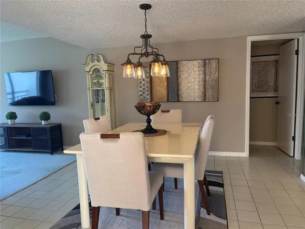 $2,300 | 7871 Sailboat Key Boulevard South, Unit 305, South Pasadena, FL 33707