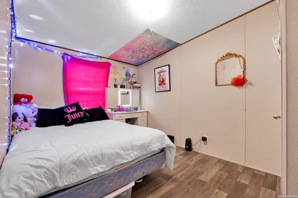 $295,000 | 22915 Savannah Heights, Von Ormy, TX 78073