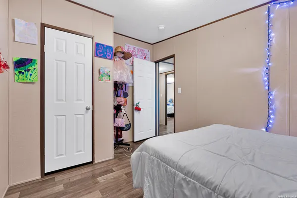 $295,000 | 22915 Savannah Heights, Von Ormy, TX 78073