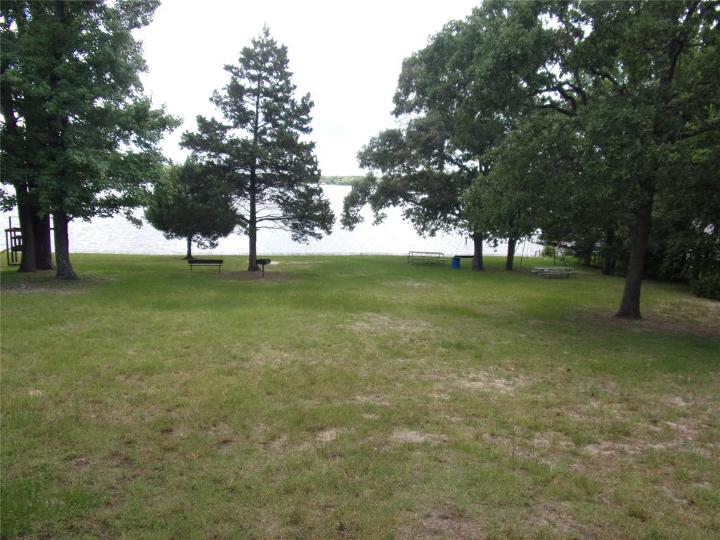 0 Hideaway Murchison, TX 75778 - Photo 10 of 11 a view of a field with a tree