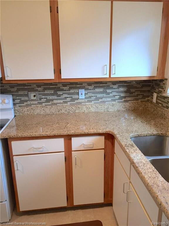 3286 West Webster Road Royal Oak, MI 48073 - Photo 7 of 15 3286 Webster 6