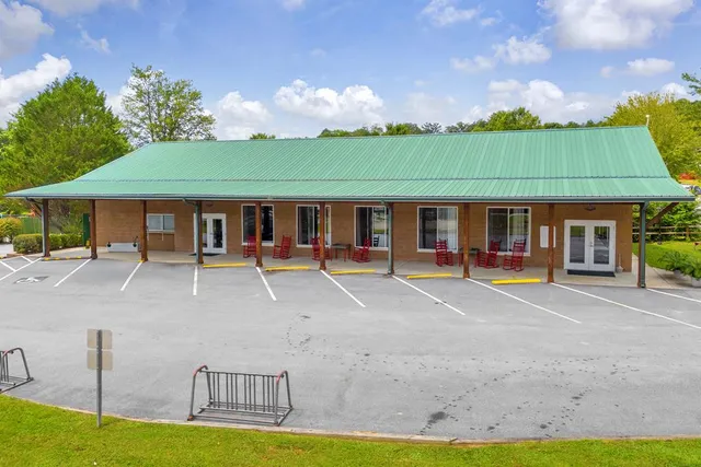 $315,000 | 112-106 River Vista Drive, Dillard, GA 30537