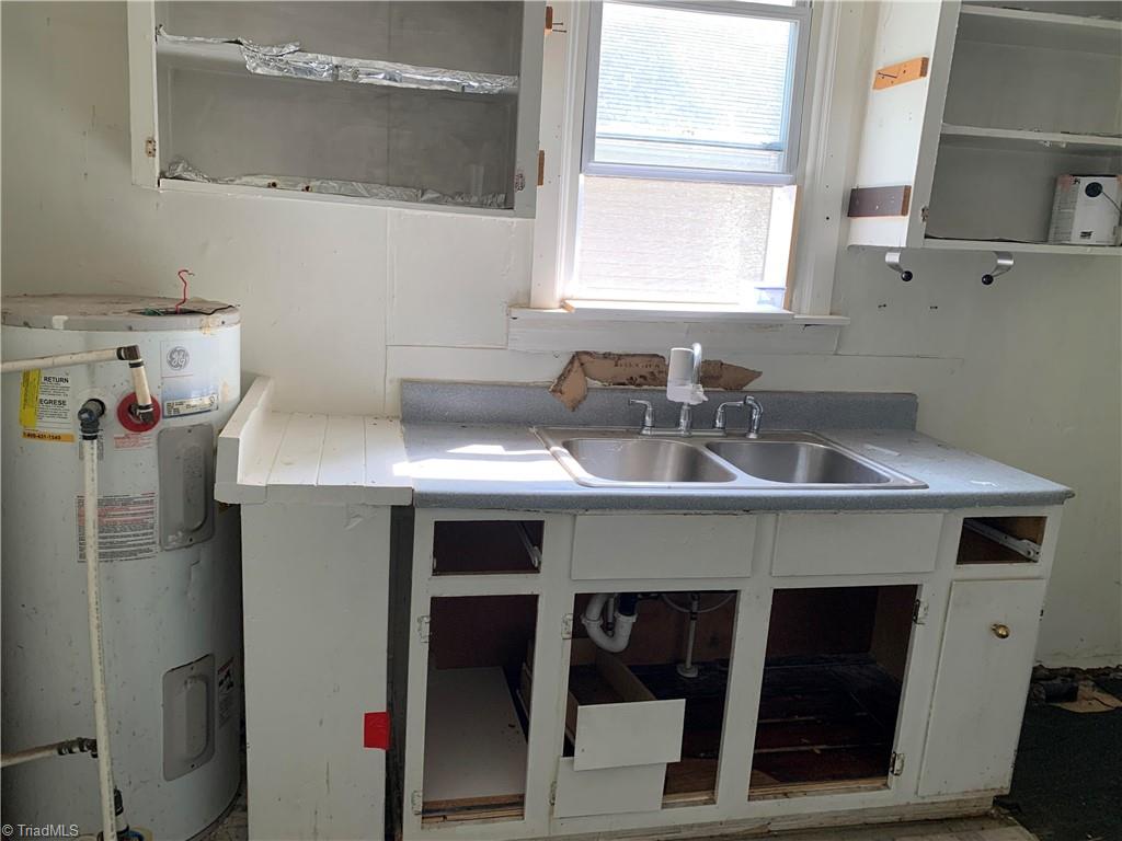 1015 Adams Street High Point, NC 27262 - Photo 12 of 18