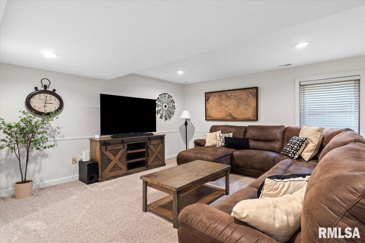 807 Shoshoni Drive Springfield, IL 62711 - Photo 26 of 42 Gallery Image 26