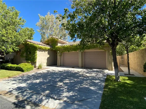$2,950 | 9 Kennesaw Road, Henderson, NV 89052
