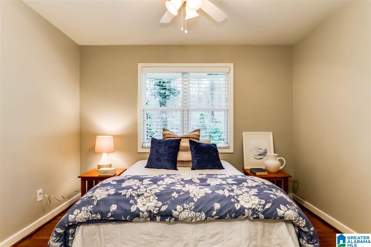 1631 Cresthill Road Birmingham, AL 35213 - Photo 23 of 34