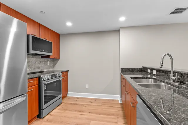 $319,900 | 300 South Duval Street, Unit 608, Tallahassee, FL 32301