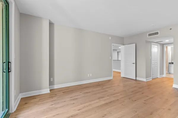 $319,900 | 300 South Duval Street, Unit 608, Tallahassee, FL 32301