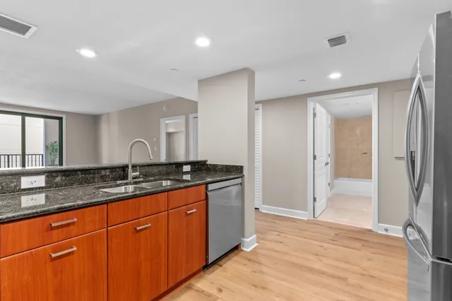 $319,900 | 300 South Duval Street, Unit 608, Tallahassee, FL 32301