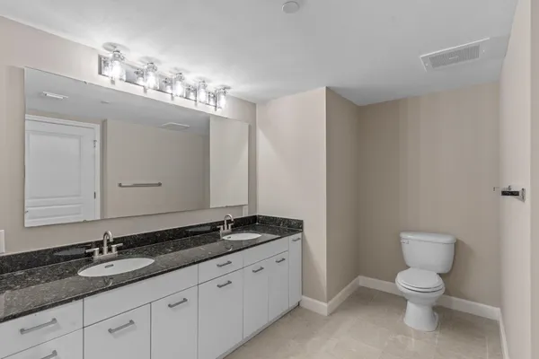 $319,900 | 300 South Duval Street, Unit 608, Tallahassee, FL 32301