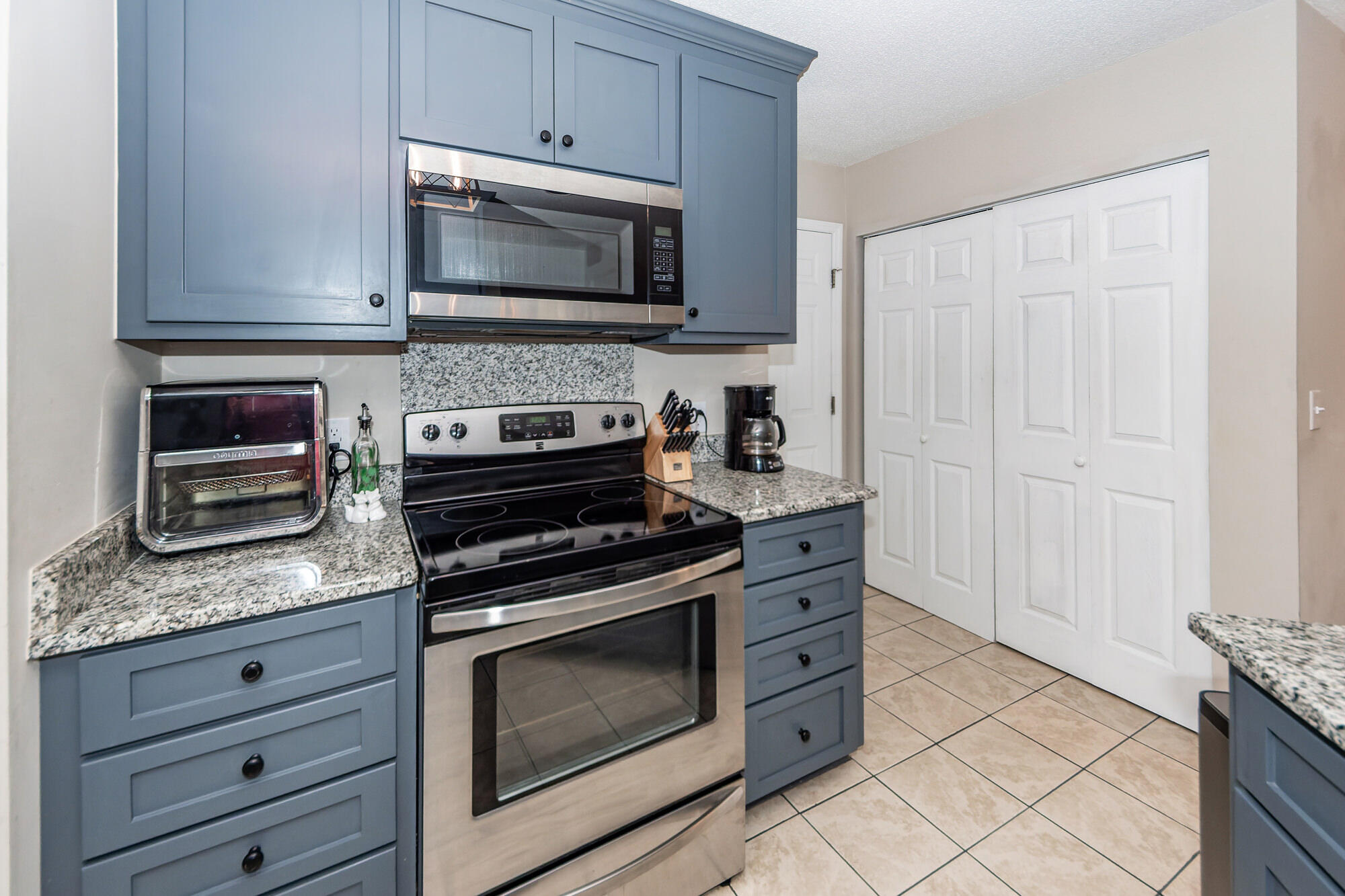 3221 Seaborn Drive Mount Pleasant, SC 29466 - Photo 16 of 58 Kitchen