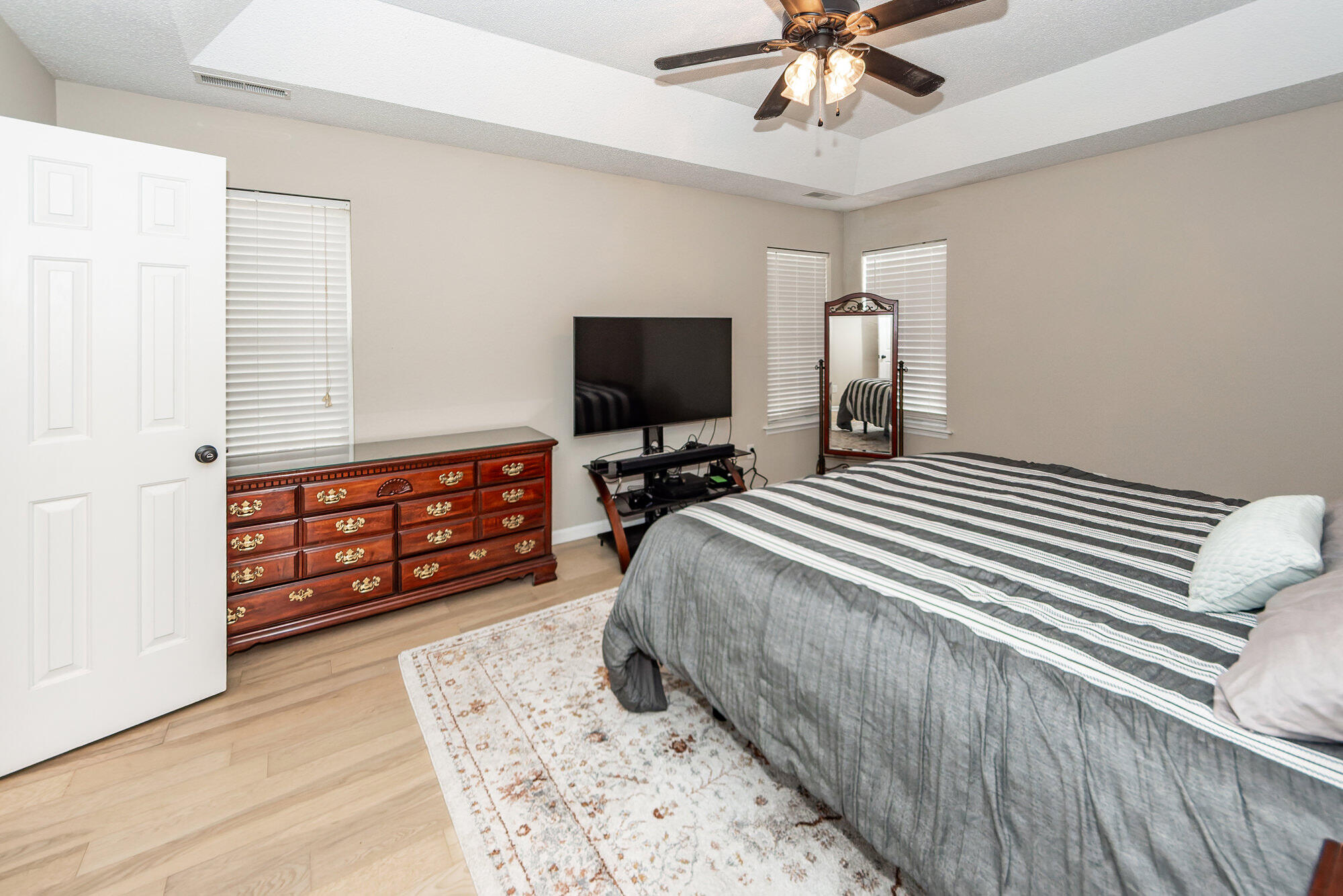 3221 Seaborn Drive Mount Pleasant, SC 29466 - Photo 38 of 58 37