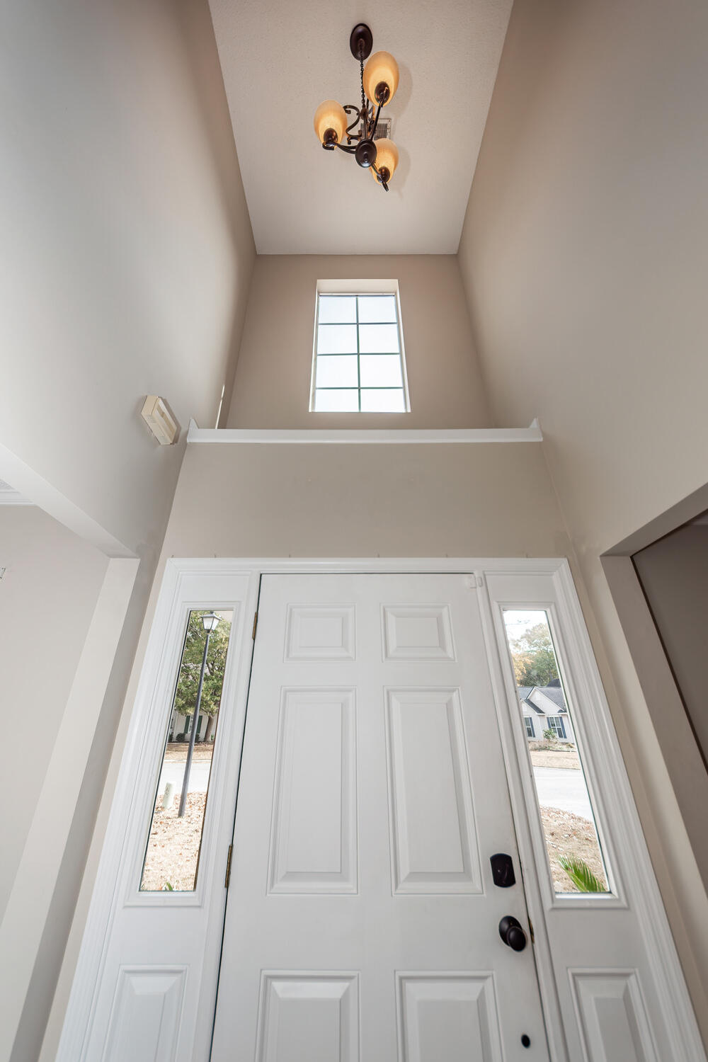 3221 Seaborn Drive Mount Pleasant, SC 29466 - Photo 7 of 58 Foyer