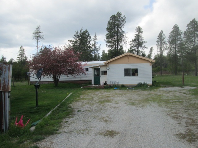271 Jorgens Road Newport, WA 99156 - Photo 1 of 5 Gallery Image 1