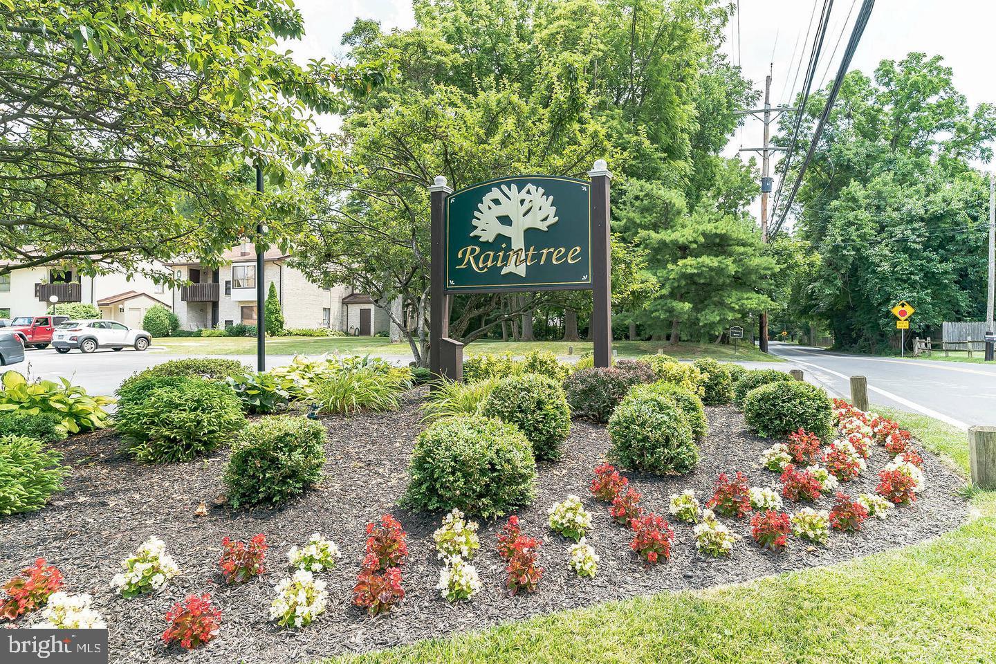 1704 Raintree Lane Malvern, PA 19355 - Photo 1 of 28 Gallery Image 1
