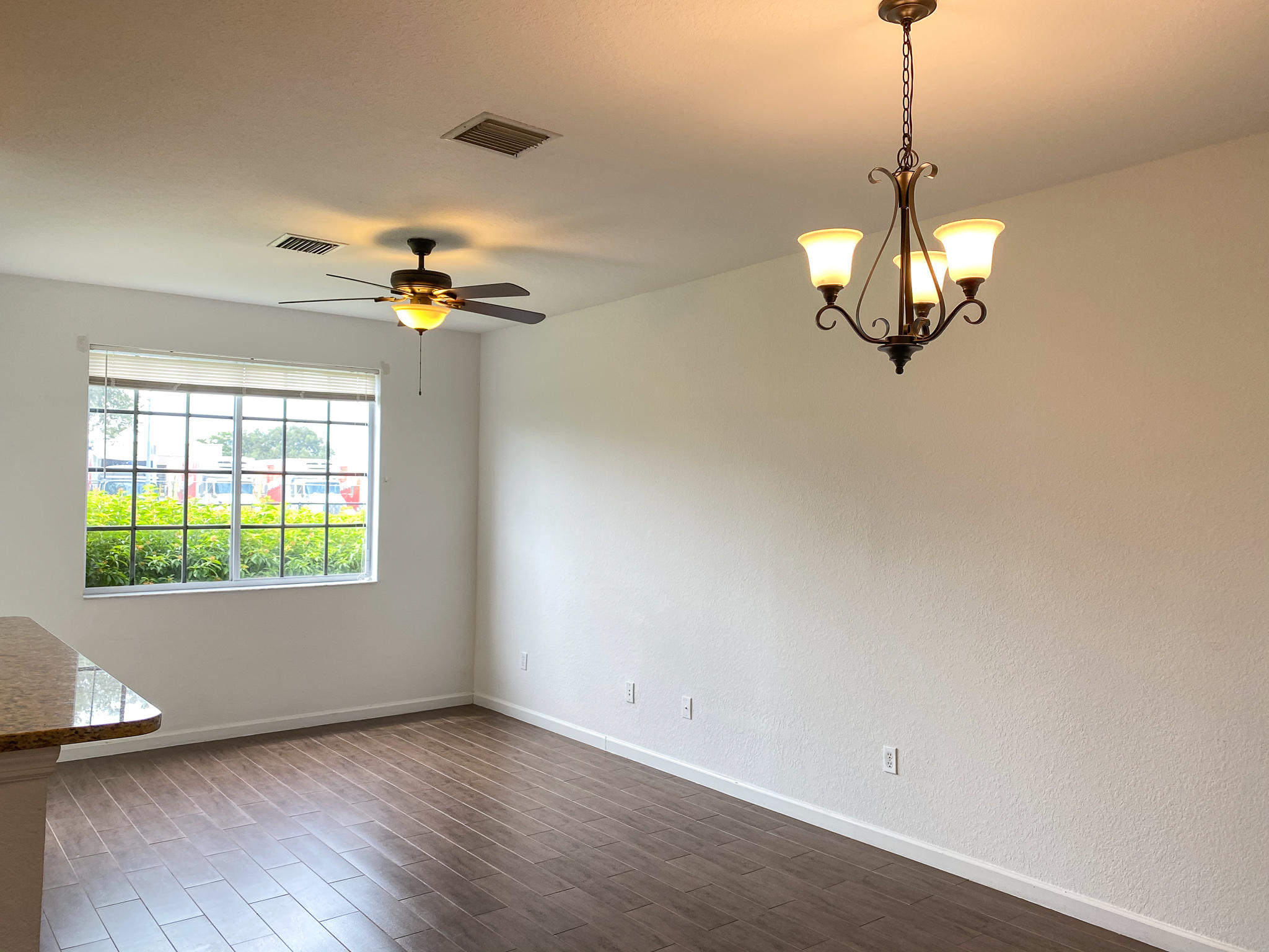 2027 Nassau Drive Riviera Beach, FL 33404 - Photo 7 of 24 IMG_2942