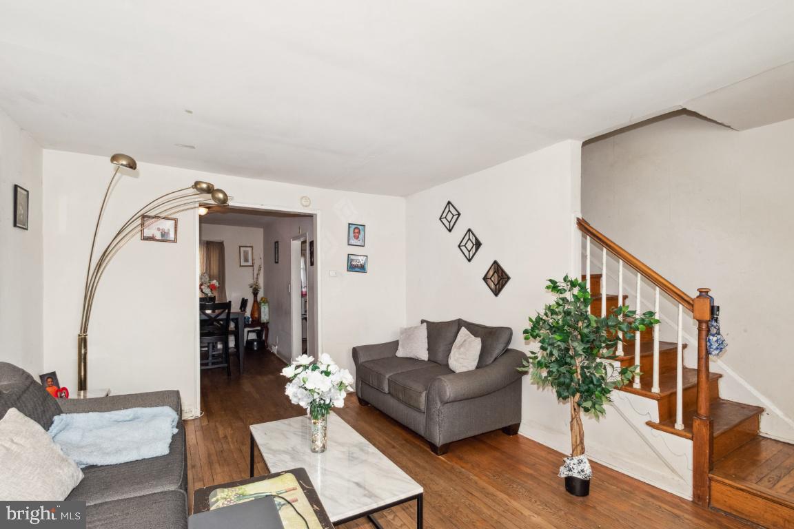 3812 Rokeby Road Baltimore, MD 21229 - Photo 6 of 24