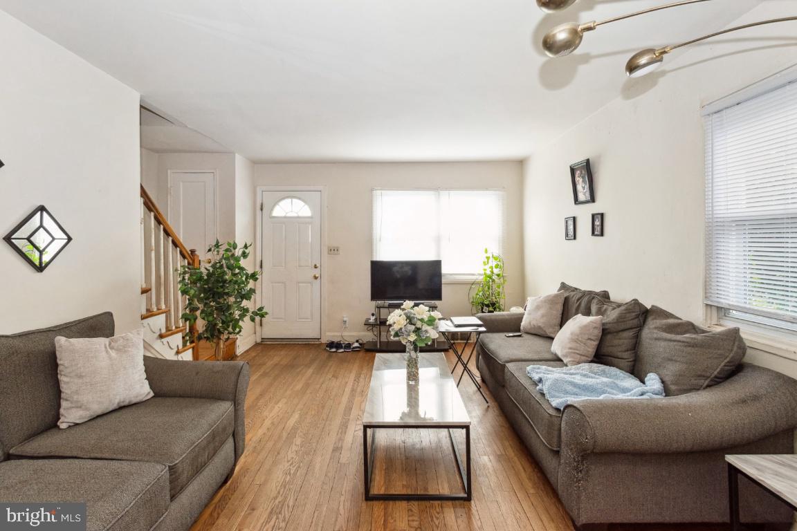 3812 Rokeby Road Baltimore, MD 21229 - Photo 7 of 24