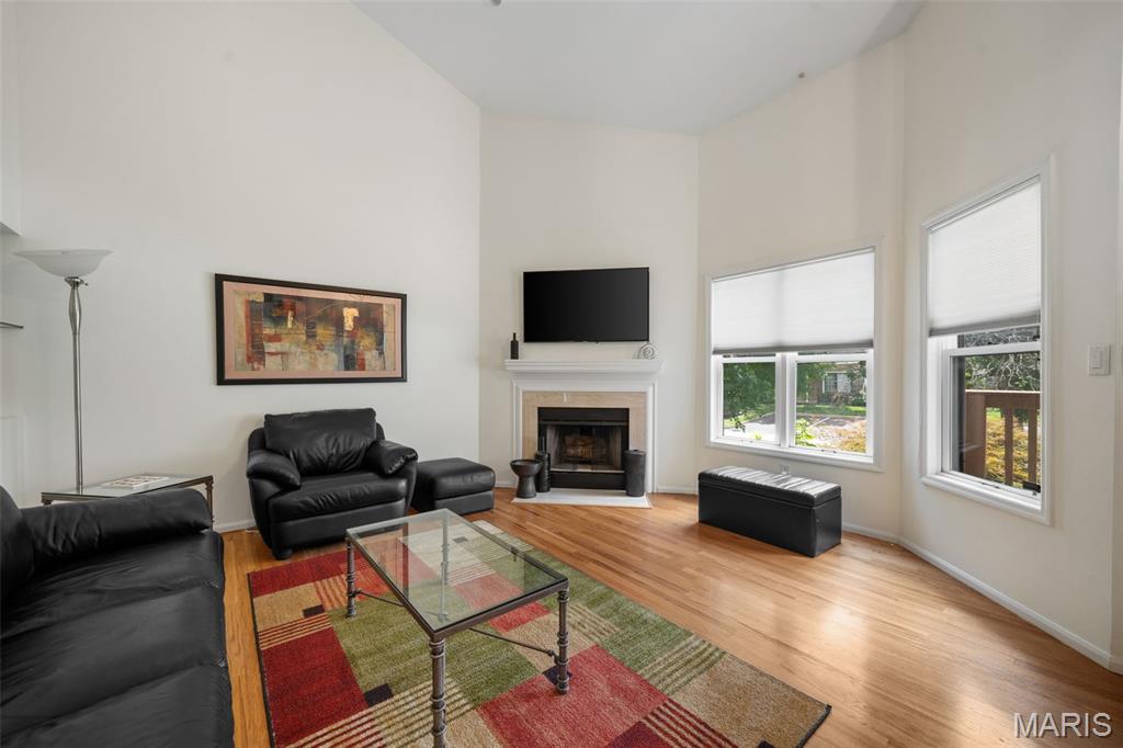 1028 North Spoede Road Creve Coeur, MO 63146 - Photo 7 of 56