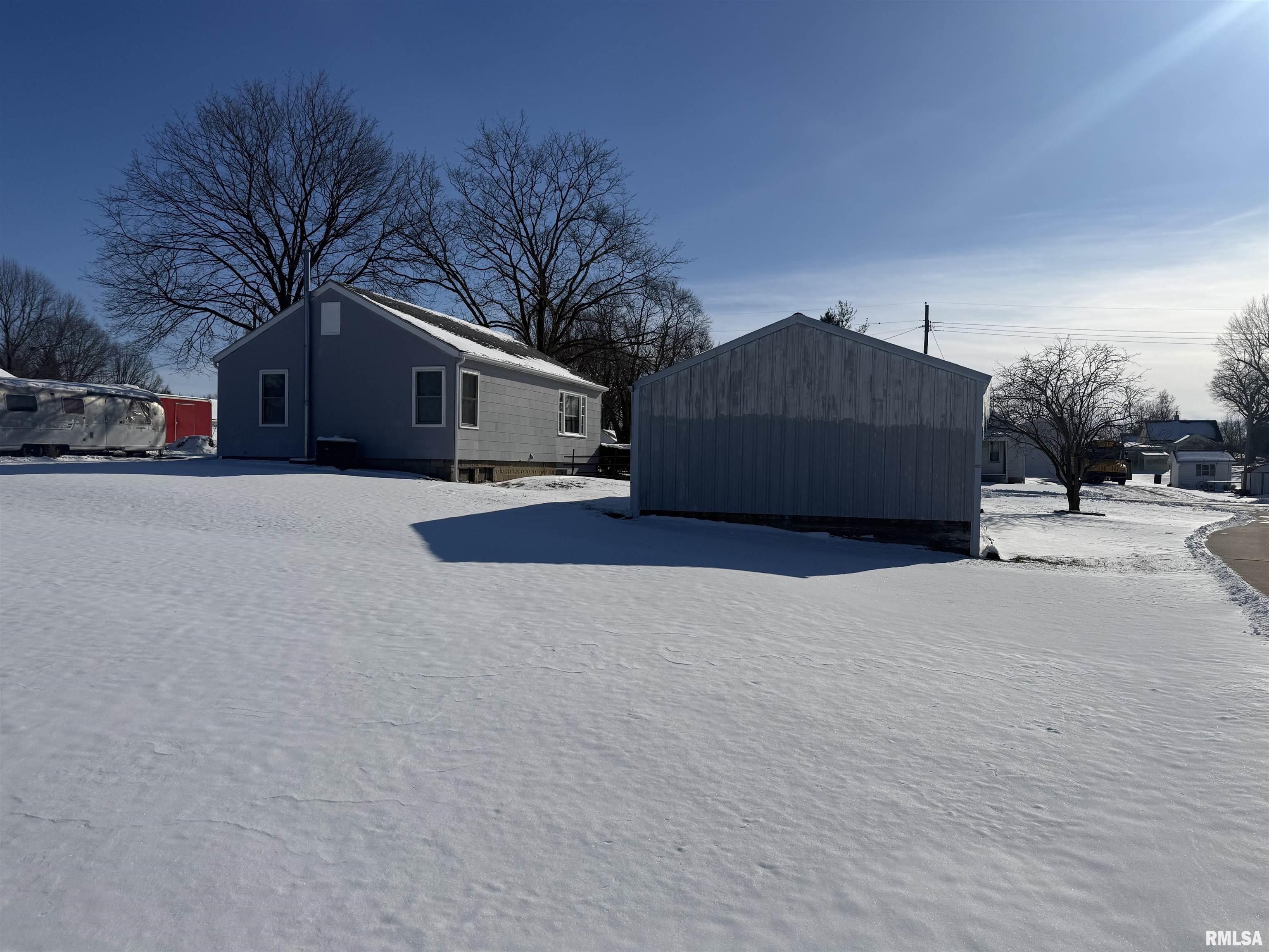 219 East Mulberry Street Mendon, IL 62351 - Photo 19 of 23