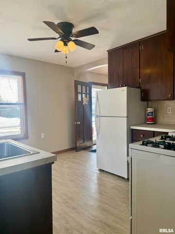 $134,000 | 219 East Mulberry Street, Mendon, IL 62351