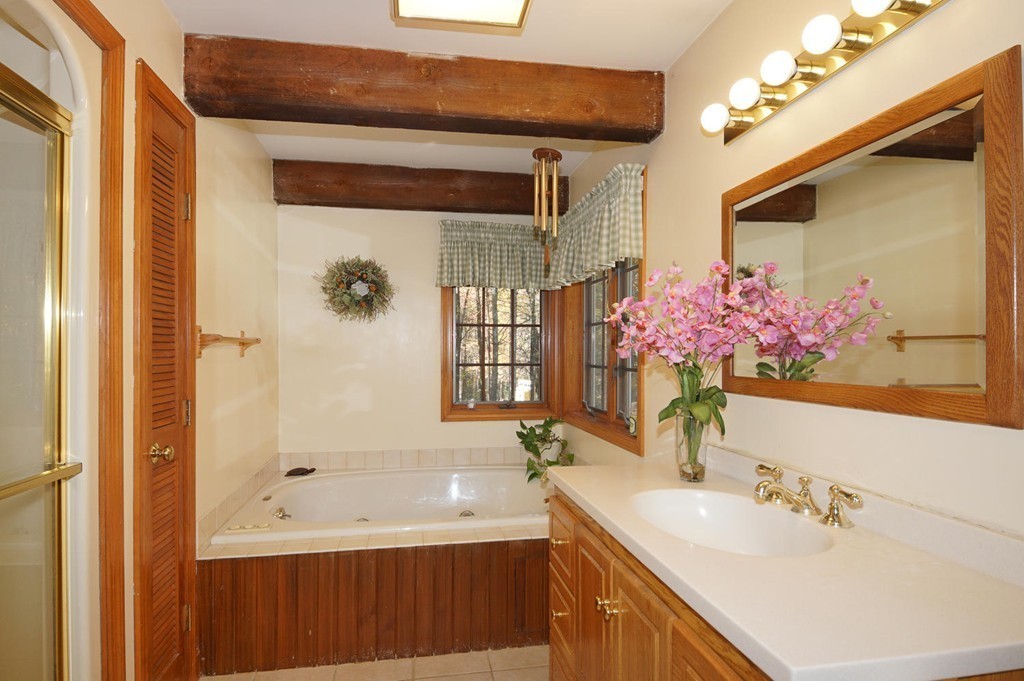 8 West Bare Hill Road Harvard, MA 01451 - Photo 16 of 30