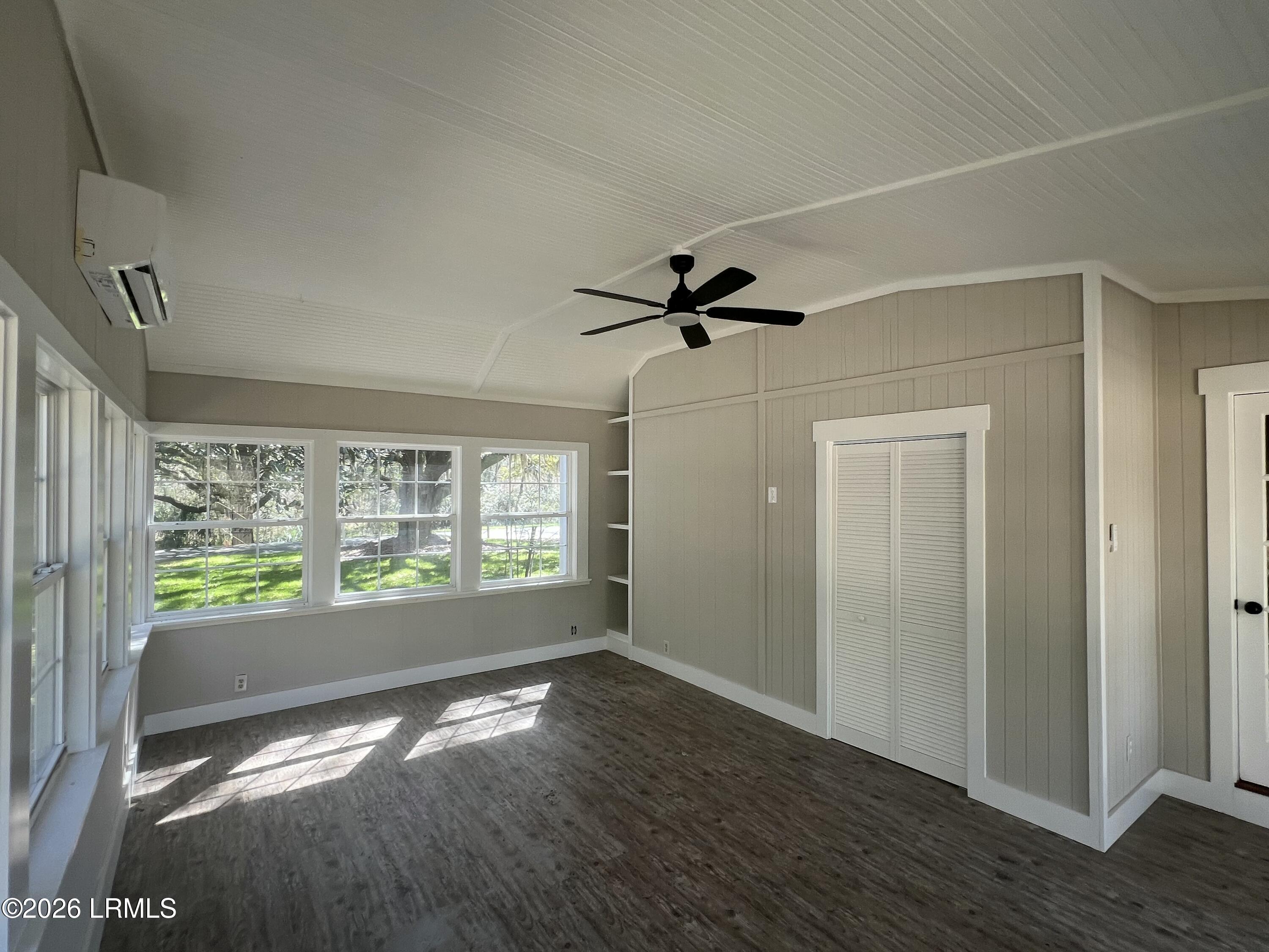33 Old Salem Road Beaufort, SC 29902 - Photo 8 of 14 CA20D502-F4B4-4994-BC56-2EFD709CD694
