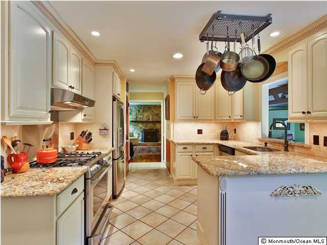 44 Stavola Road Middletown, NJ 07748 - Photo 2 of 23 Additional Photo