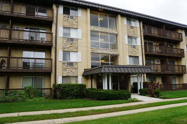 2226 South Goebbert Road, Unit 264 Arlington Heights, IL 60005 - Photo 1 of 1