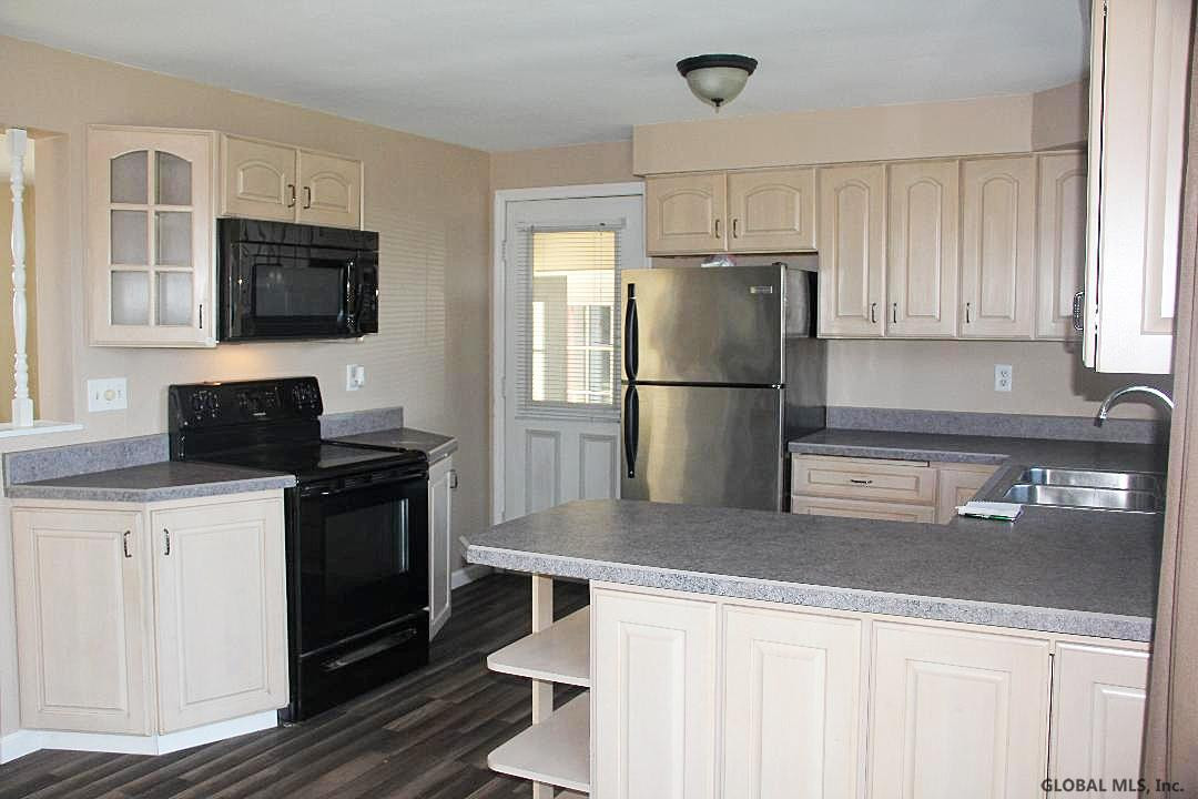191 Malm Road Melrose, NY 12121 - Photo 3 of 16 Photo 3