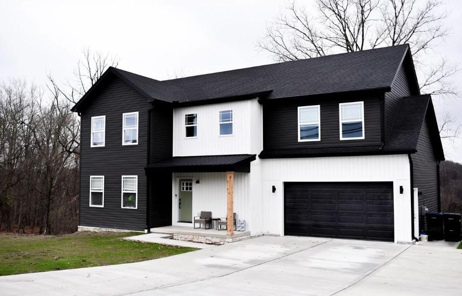 674 Duff Road Sewickley, PA 15143 - Photo 4 of 6 a house view with a outdoor space