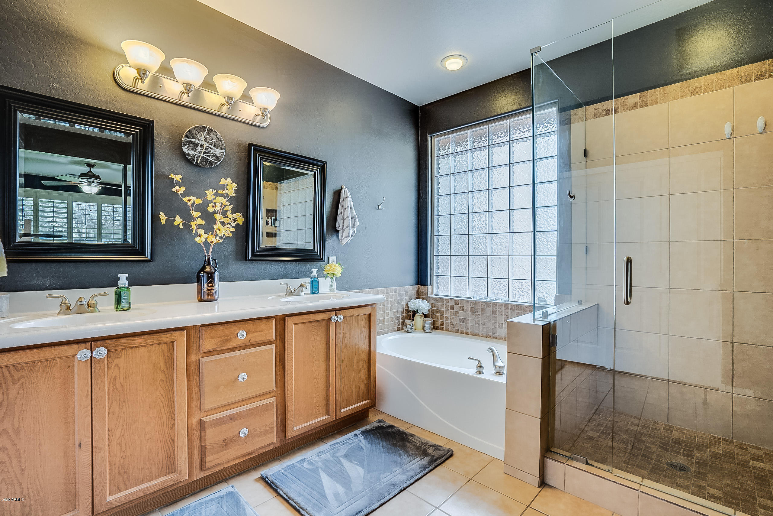 3404 West Florimond Road Phoenix, AZ 85086 - Photo 15 of 40 Upgrades Master Bathroom