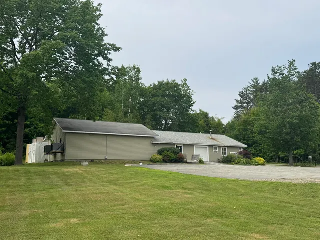 $299,900 | 1225 West Main Street, Dover Foxcroft, ME 04426