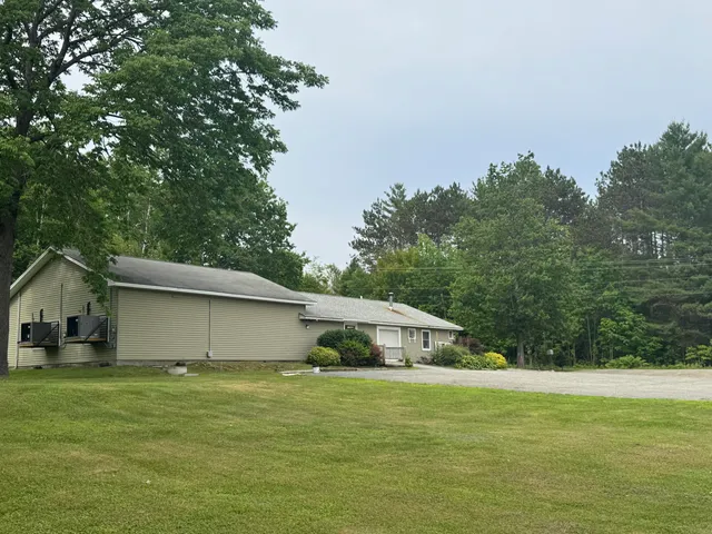 $299,900 | 1225 West Main Street, Dover Foxcroft, ME 04426