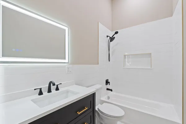$3,500 | 150 West Side Avenue, Unit 1, Jersey City, NJ 07306