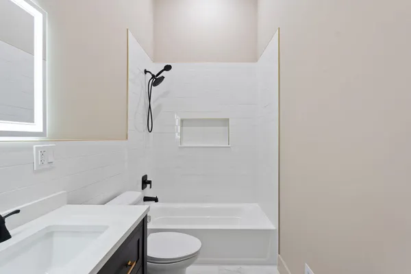 $3,500 | 150 West Side Avenue, Unit 1, Jersey City, NJ 07306