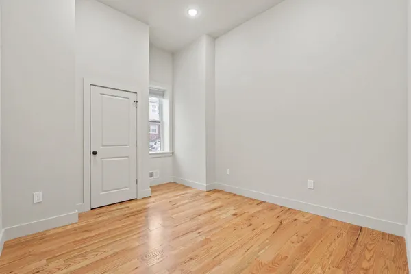 $3,500 | 150 West Side Avenue, Unit 1, Jersey City, NJ 07306