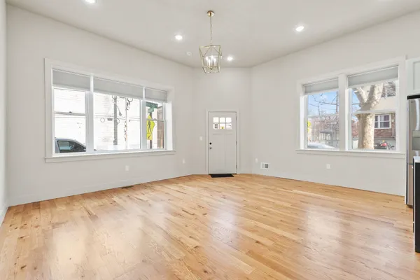 $3,500 | 150 West Side Avenue, Unit 1, Jersey City, NJ 07306