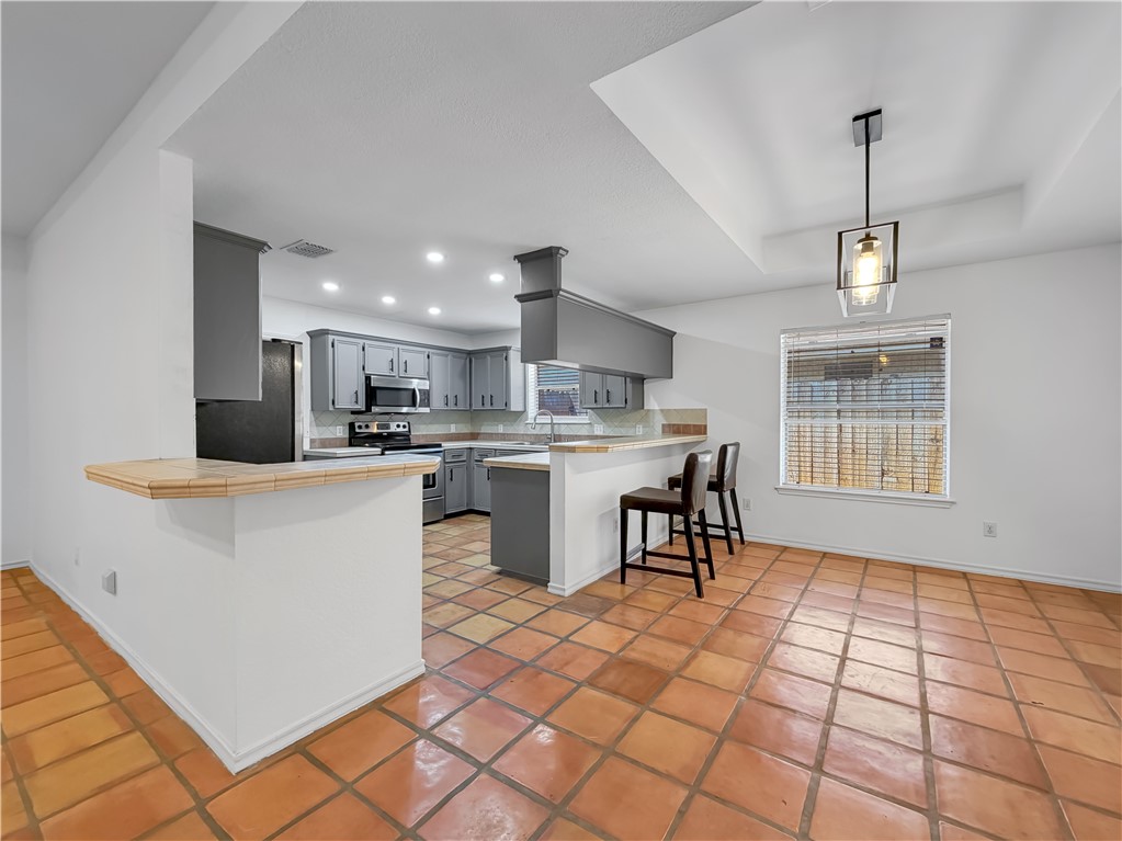 4214 Valley Circle Corpus Christi, TX 78413 - Photo 6 of 28