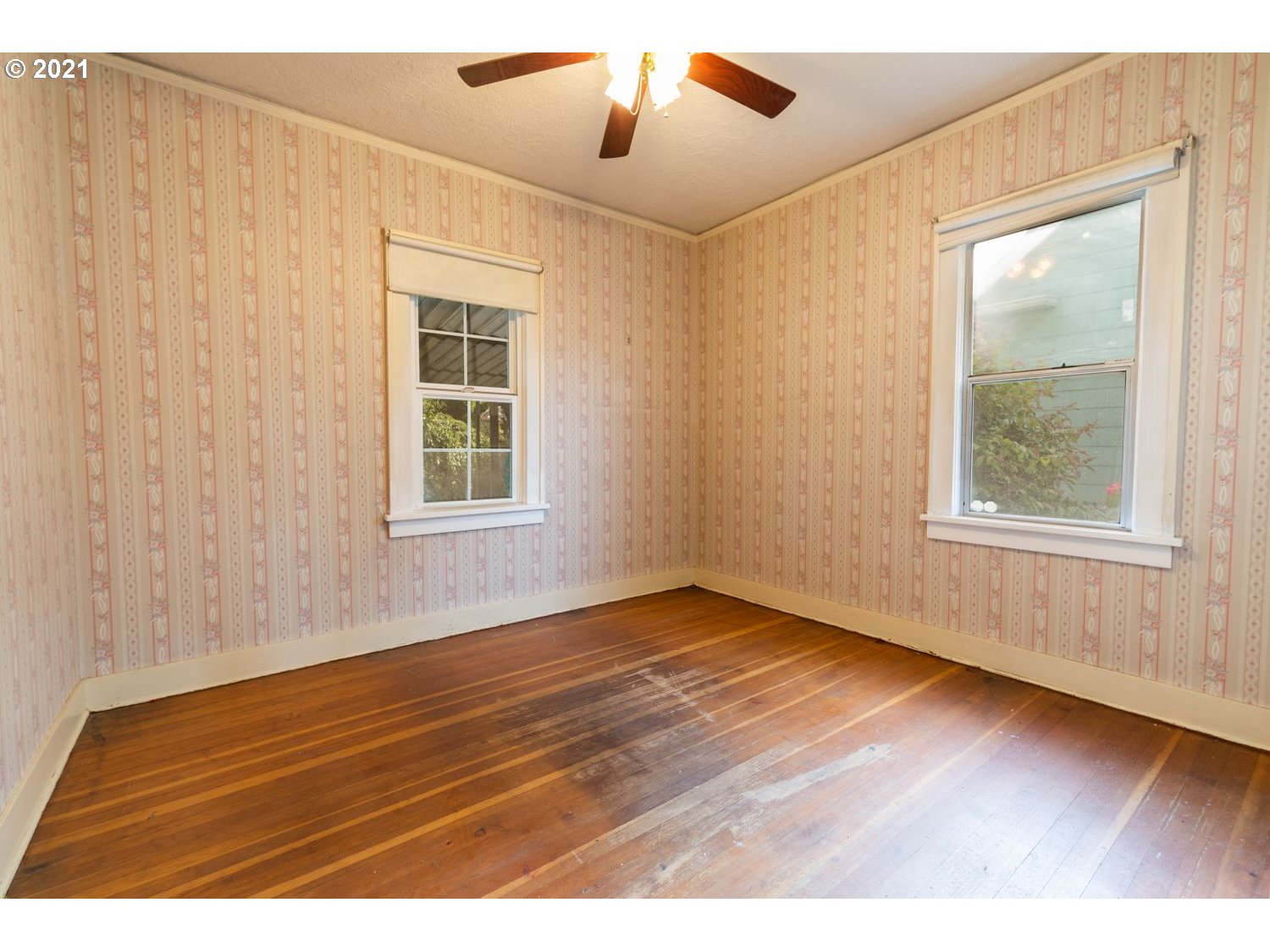 1744 North Rosa Parks Way Portland, OR 97217 - Photo 14 of 30 Gallery Image 14