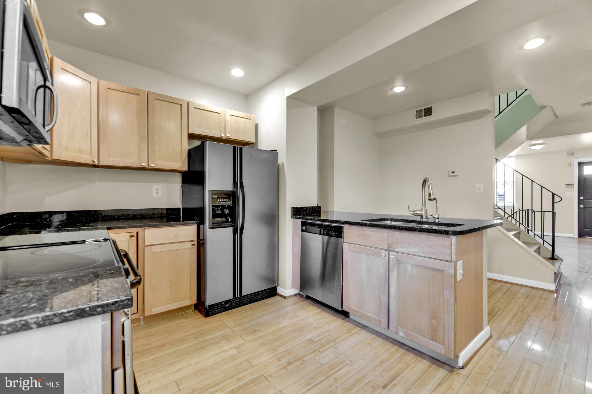 1807 East Lombard Street Baltimore, MD 21231 - Photo 13 of 30 Kitchen